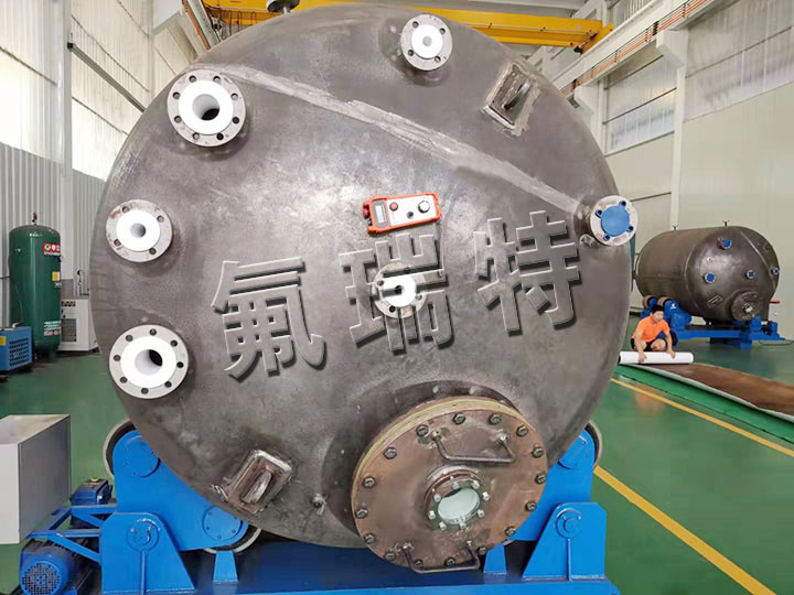 8立方鋼襯四氟硫酸儲罐